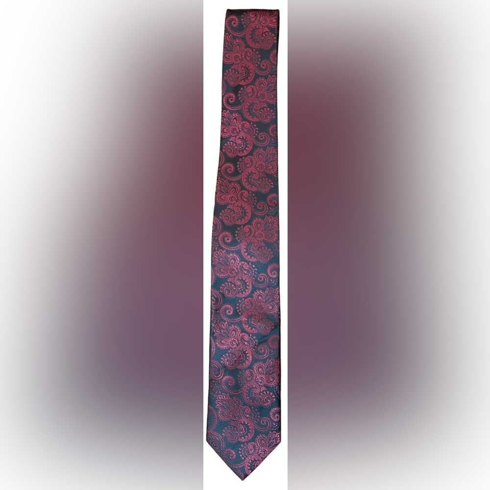 Chereskin  Men’s Neck Tie L58" W3.25" Red & Black Paisley Excellent Condition